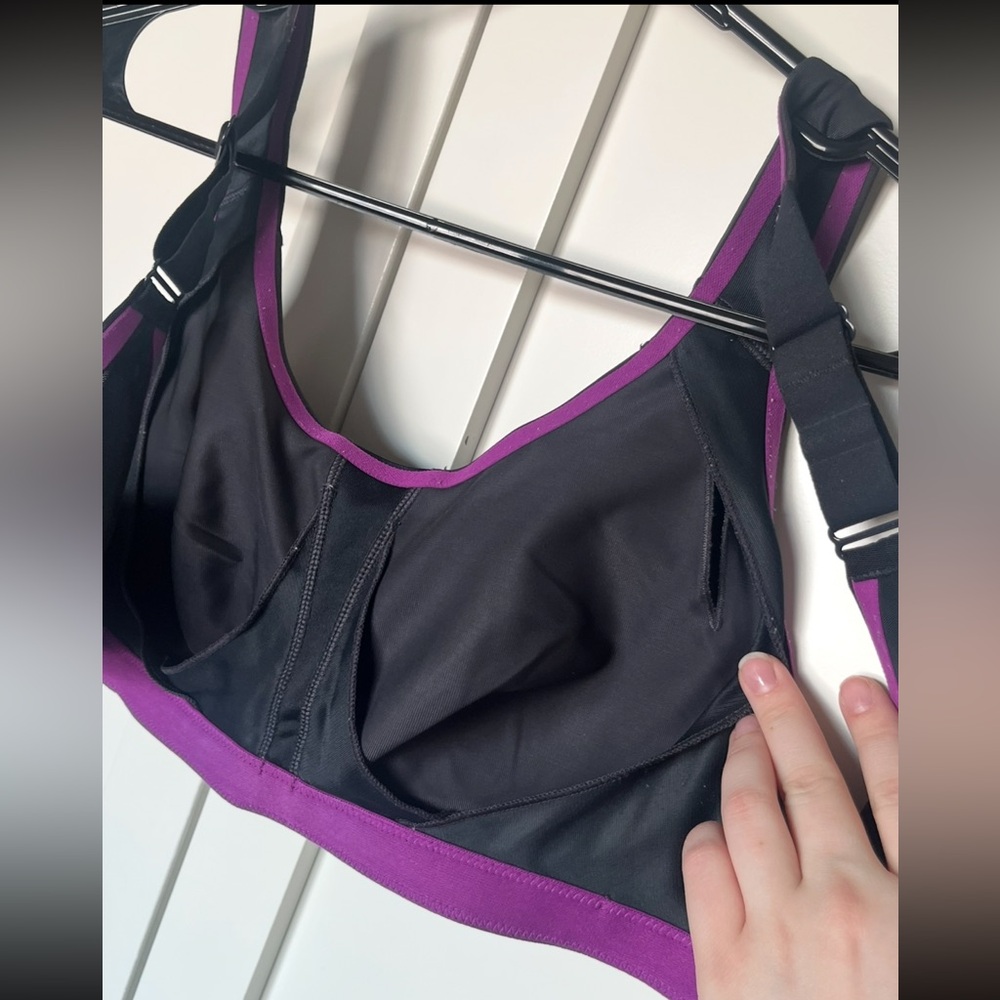Under Armour Bra HeatGear High Impact Sports Bra Black Purple Size 34DD - Picture 7 of 7